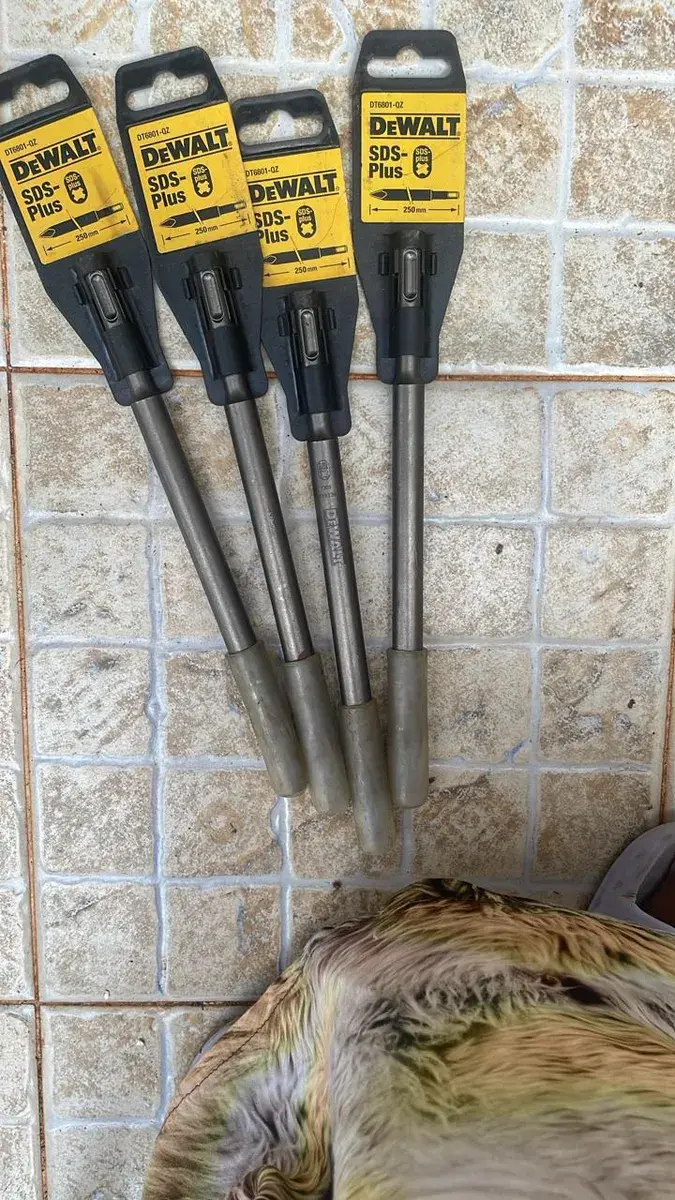 250 mm pointer mason bits